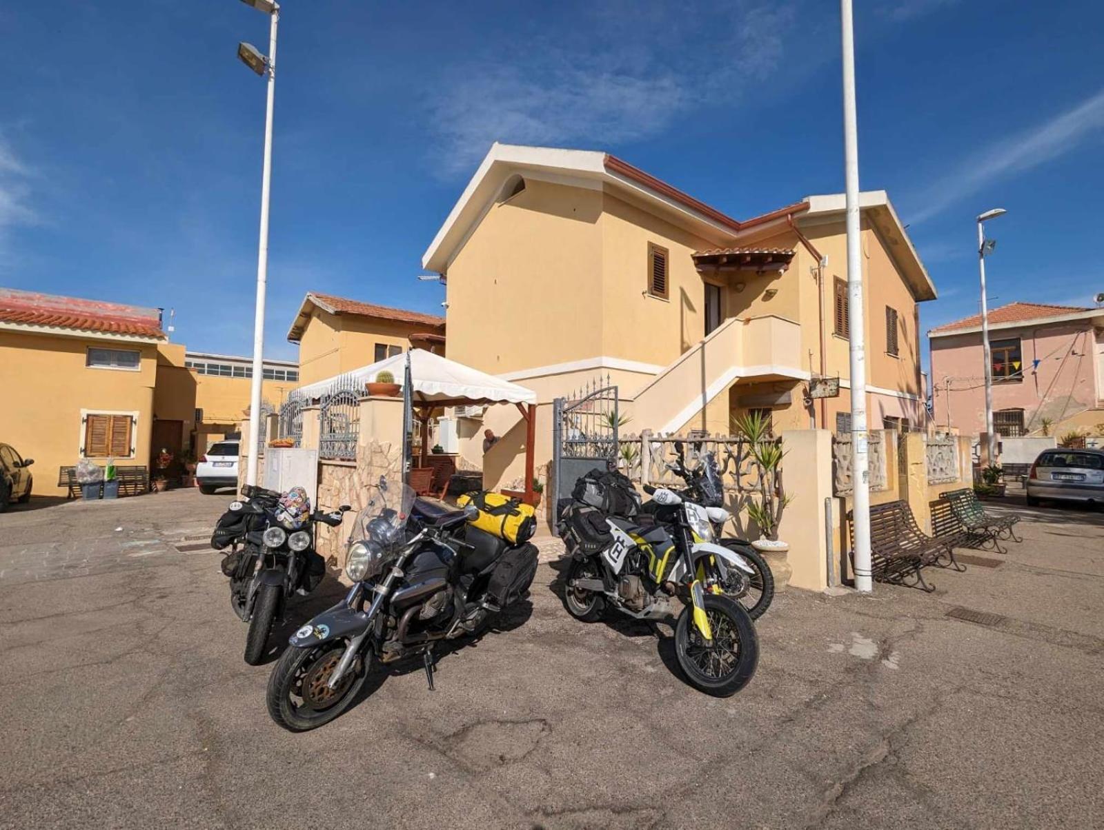 Un Passo Dal Mare E Dalla Citta. Cagliari Exterior photo
